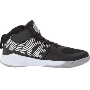 Nike Unisex-Child Team Hustle D 9 (Ps) Sneaker size 2Y